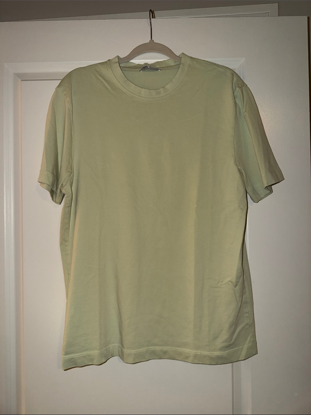 Zara Men's Short-Sleeve Crew Tee in Light Sage